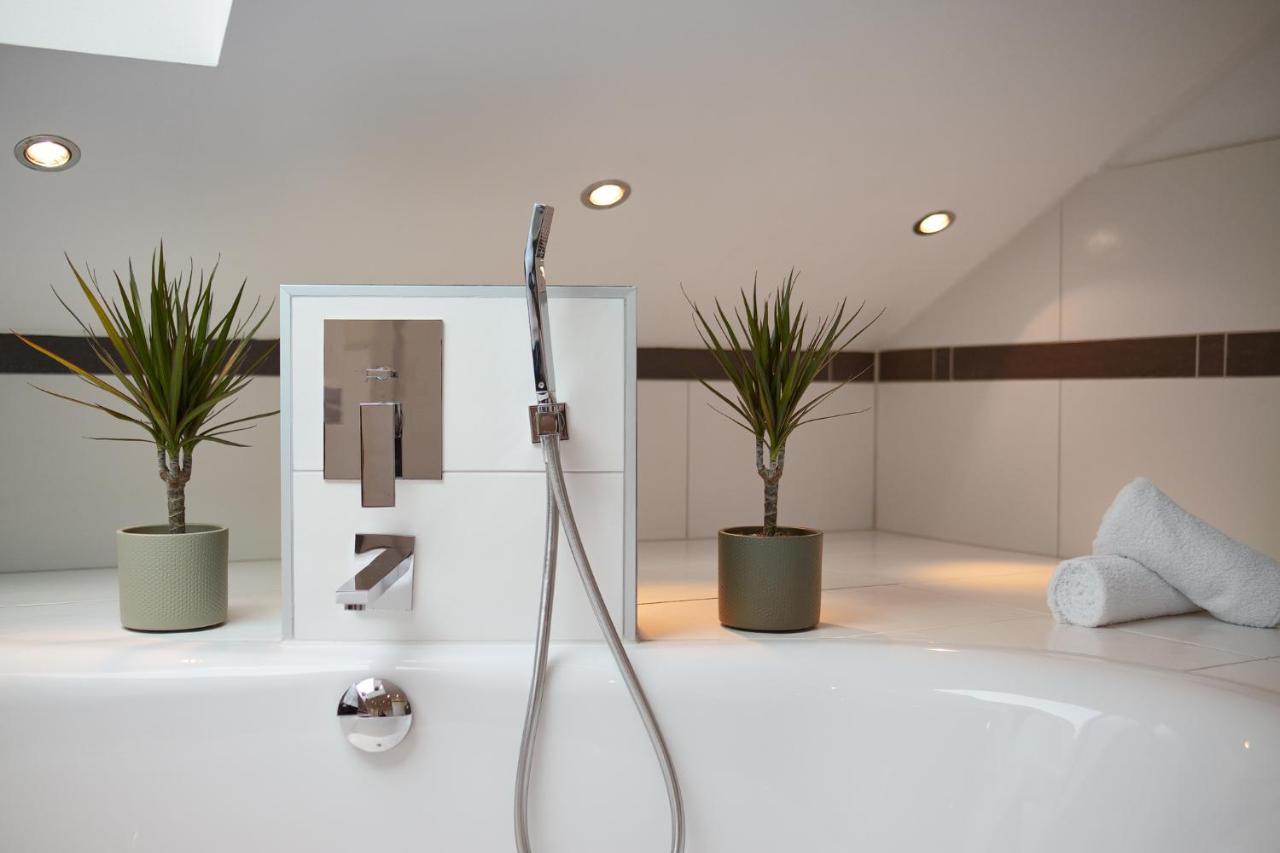 ⸨⸩ Sunset Penthouse: Messe - Siemens - Db - Man ⸨⸩ Apartment Nuremberg ภายนอก รูปภาพ